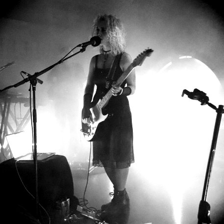 Fee Aviv (D, Berlin) 10. Pop-Kultur Festival - Maschinenhaus, Berlin - 29. August 2024 (6).JPG